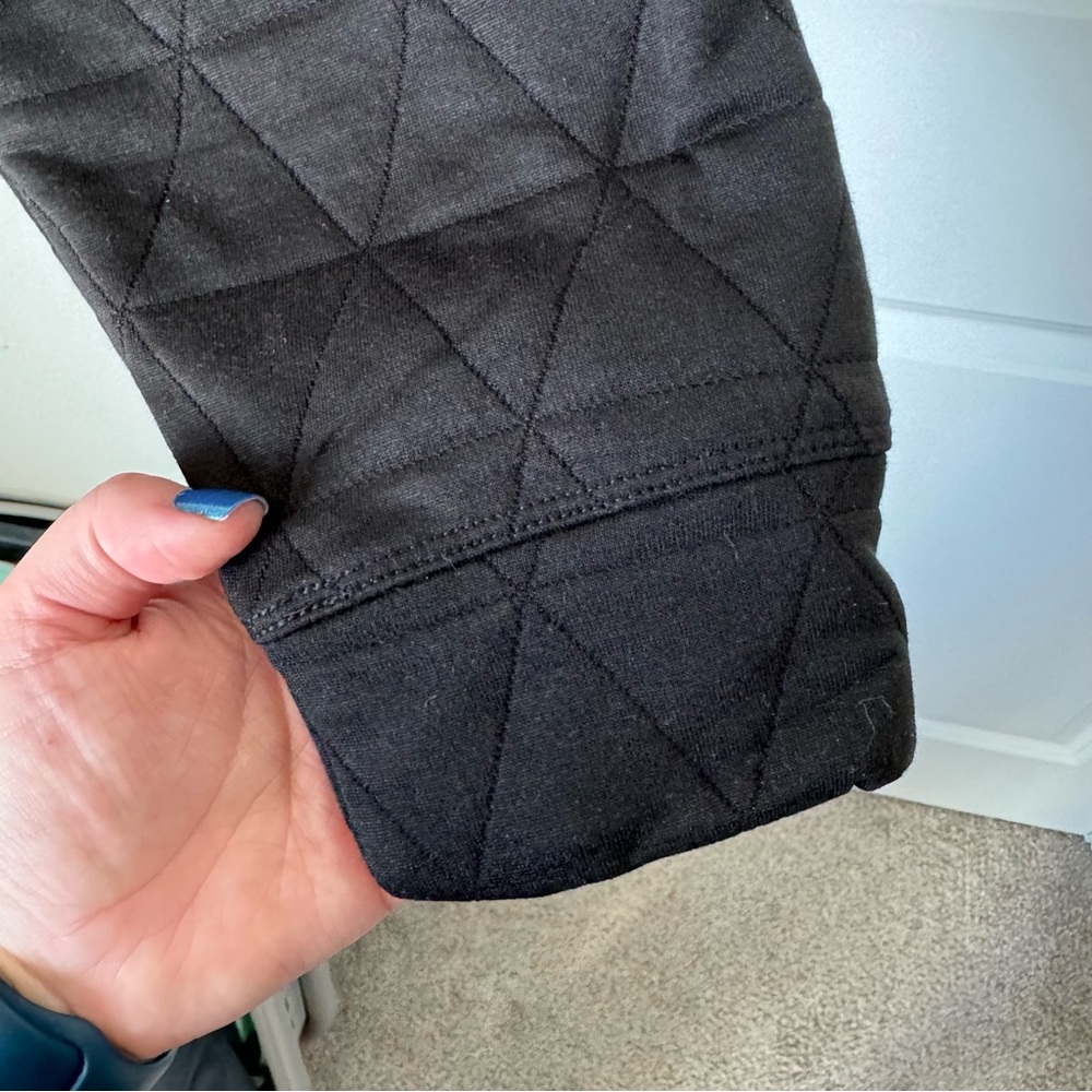 NWT ZYIA Black Quilted Triad Hoodie Size Large Athleisure Fall Autumn Comfort - Picture 7 of 14
